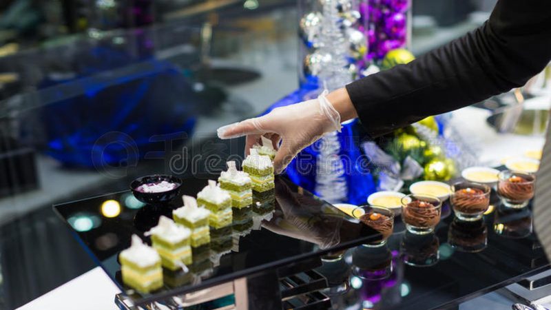 揭秘零食批发一手货源代理：条件与注意事项